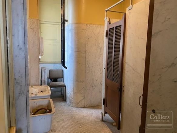 901 Wood St, Pittsburgh, PA 15221